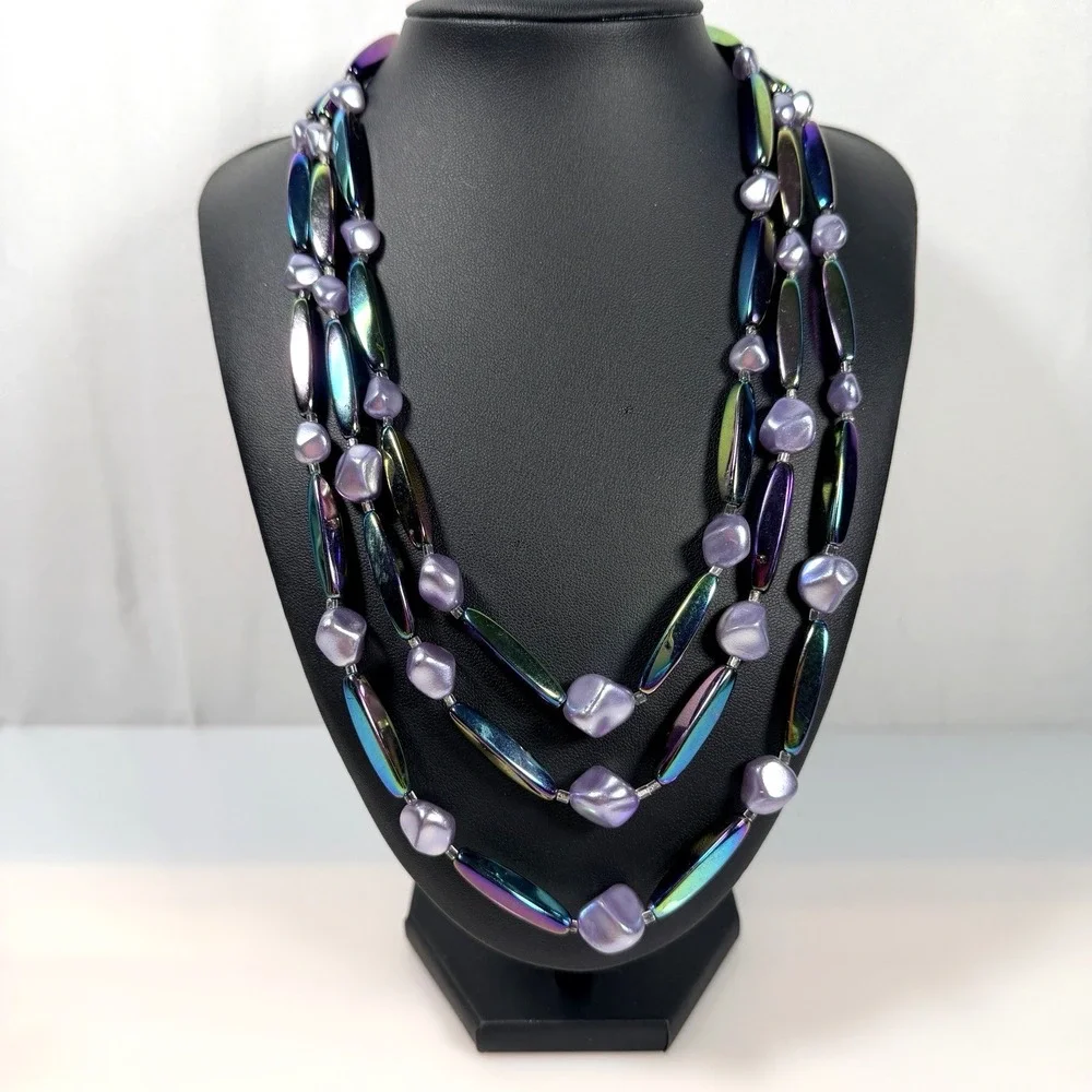 Vintage Triple Strand Necklace Oil Slick Glass & Lavender Lucite Beads 19